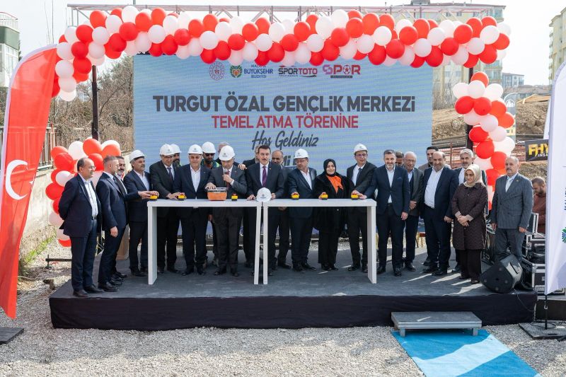 Turgut Özal Gençlik Merkezi'nin Temeli Atma Töreni Gerçekleştirildi