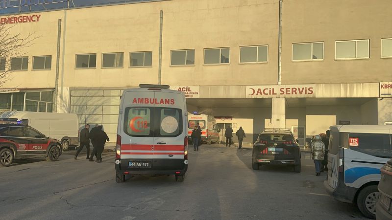 Malatya’da Motosikletle Otomobil Çarpıştı: 2 Yaralı