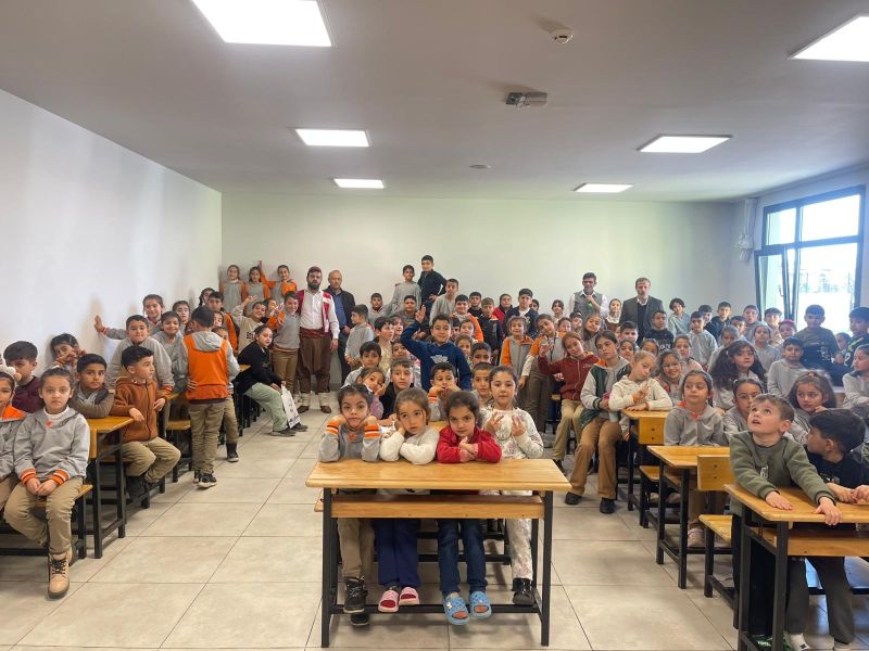 Şehir Tiyatrosu Öğrencilerle Buluştu