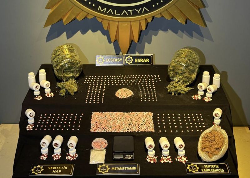 Uyuşturucuya Geçit Yok: 6 Şüpheli Yakalandı