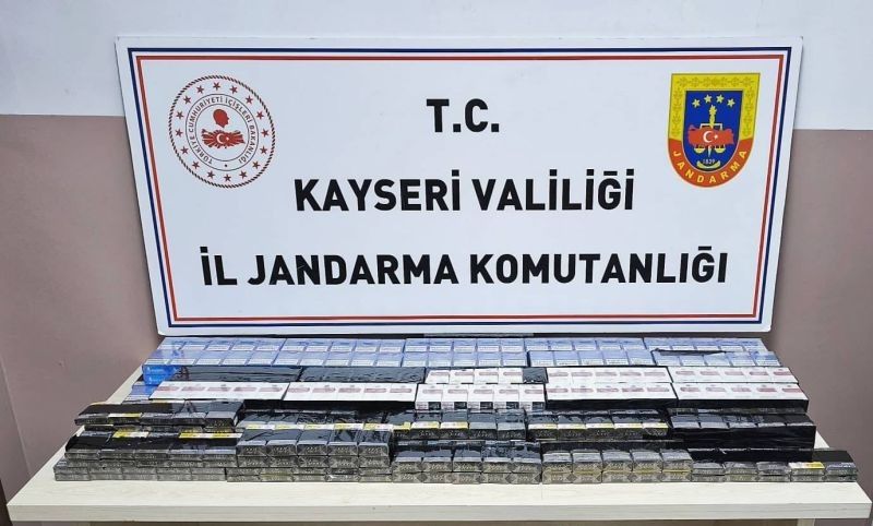Kayseri-Malatya Karayolunda 2 Tırda Kaçak Sigara Ele Geçirildi