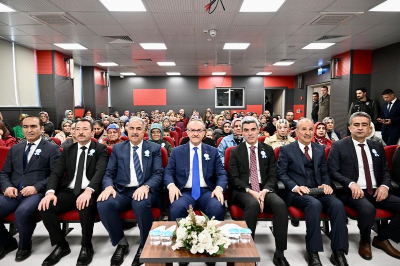 En İyi Narkotik Polisi Anne Eğitim Programı Malatya İnönü Ortaokulu’nda Gerçekleştirildi