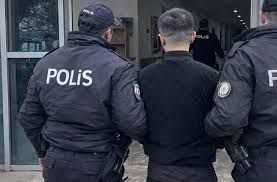 Kahramanmaraş’ta Aranan Şahıslar Yakalandı: 2 Firari Cezaevine Gönderildi
