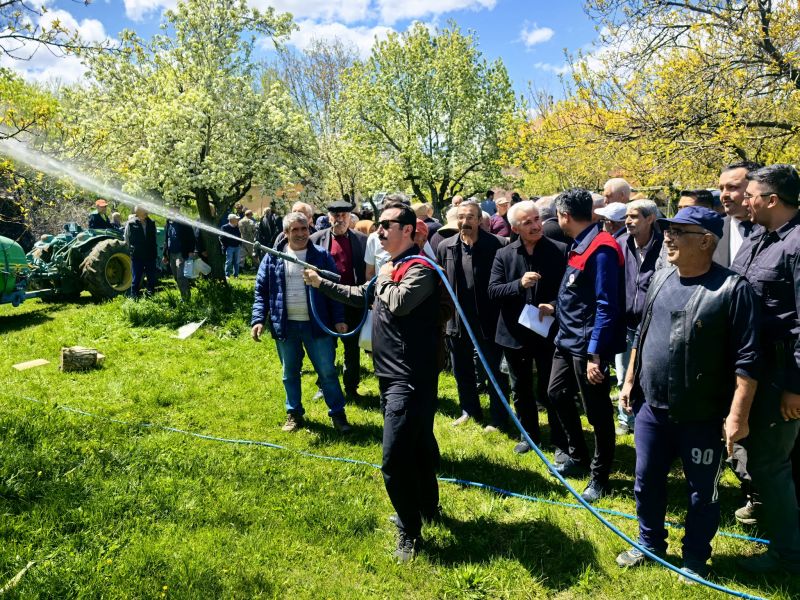 Hekimhan’da Üreticilere Sıvı Solucan Gübresi Desteği