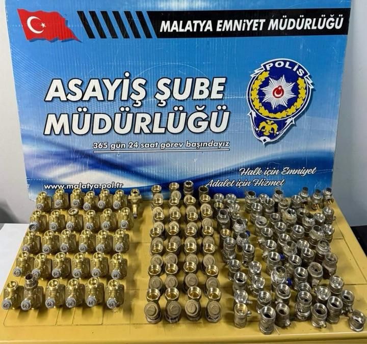 Çaldığı Tesisat Malzemeleriyle Yakayı Ele Verdi