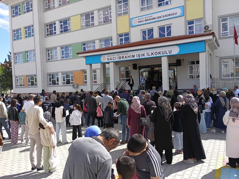 Malatya’da Hafızlık Projesine Yoğun İlgi: 1299 Öğrenci Sınava Katıldı