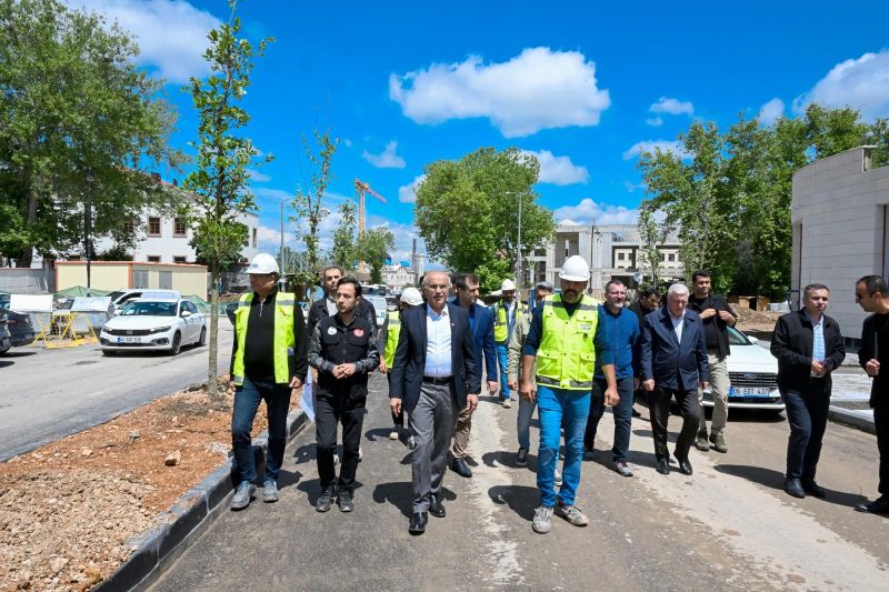 Fuzuli Caddesi Bayram Öncesi Trafiğe Açıldı