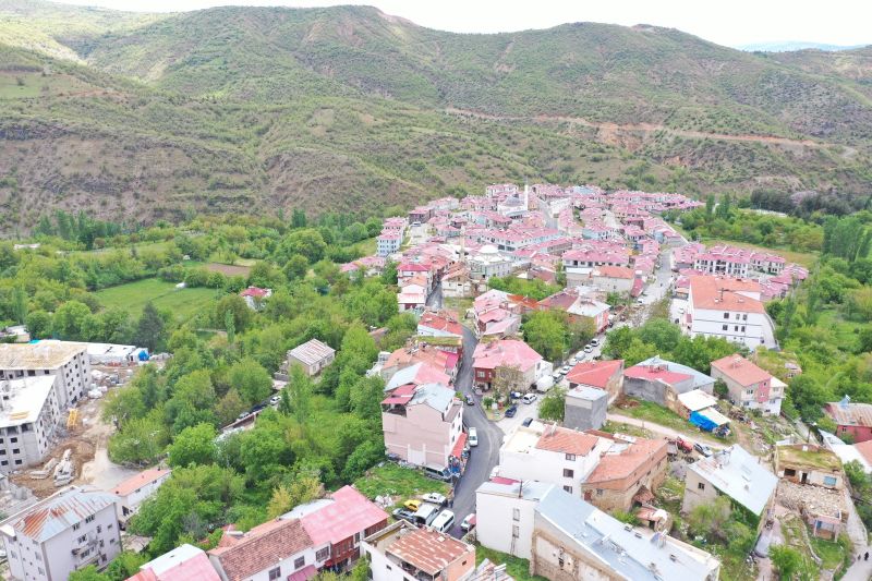 Pütürge Merkezde Sıcak Asfalt Çalışması Tamamlandı