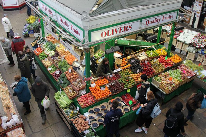 İran Savaşı İngiltere'de Ekonomik Krizi Derinleştiriyor