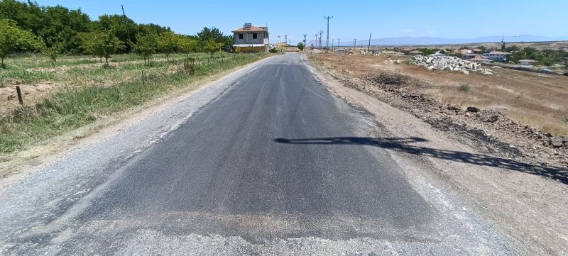Akçadağ’da Yol Seferberliği Sürüyor