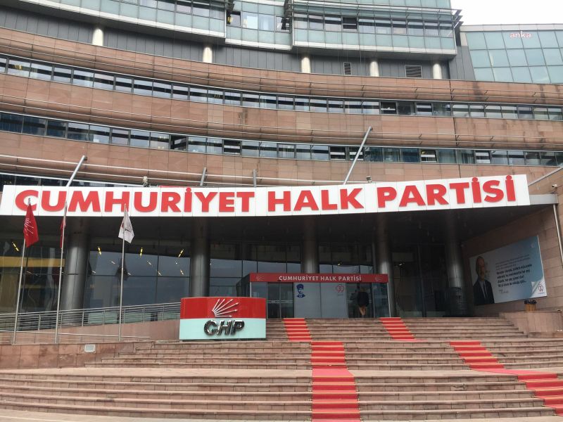 Veli Ağbaba Dahil 9 Milletvekilinin Üyeliği Silindi!