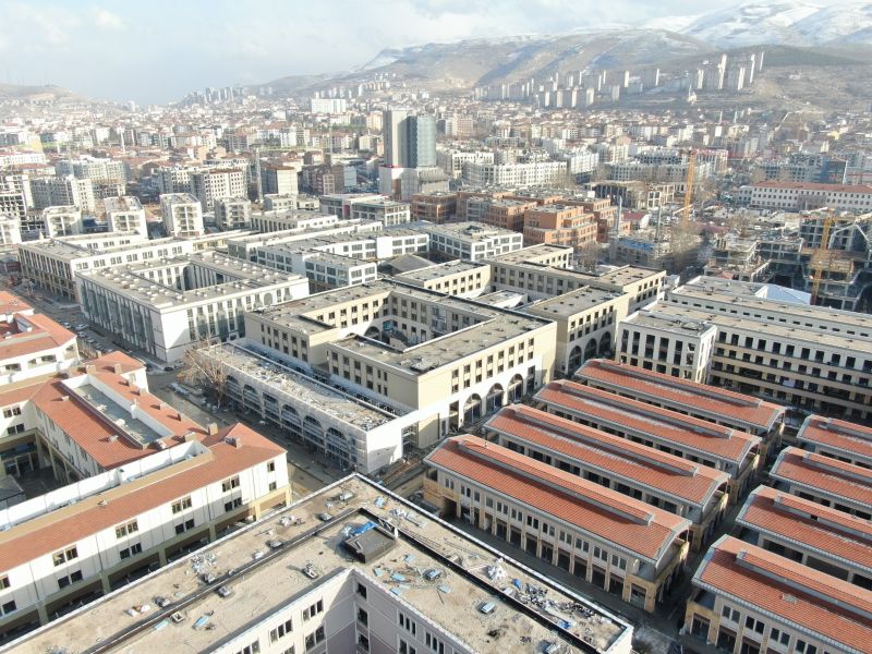 Yeni Çarşıya Estetik ve Düzen Ayarı