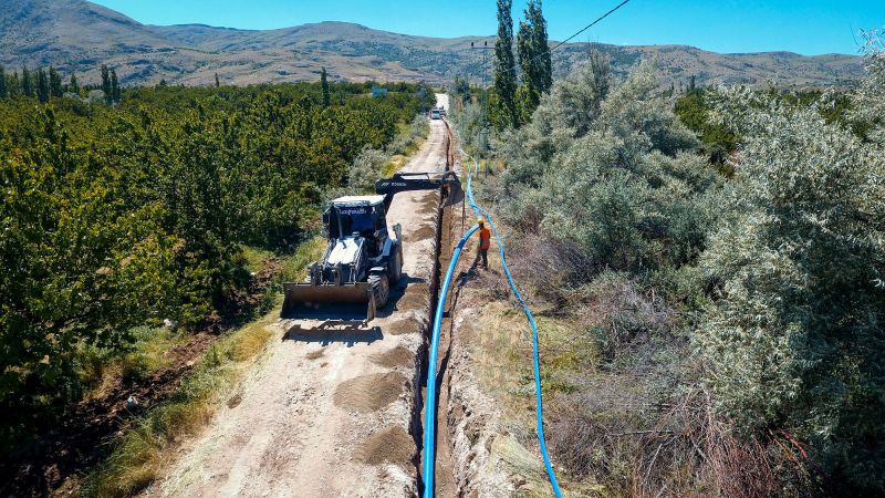 Akçadağ Ören Mahallesi’nde 26 Kilometrelik İçme Suyu Hattı Yenileniyor