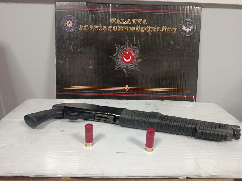 Kaçan Şüpheli Ruhsatsız Tüfekle Yakalandı