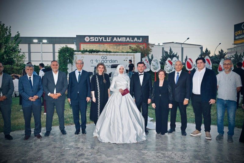 Çiçek ve Tatar Ailelerinin Mutlu Günü 