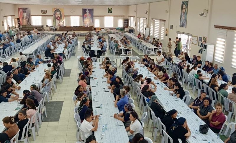 Engüzek Cem ve Kültür Evi’nde Bin Kişilik Aşure Lokması