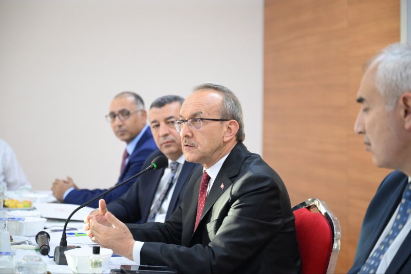 Vali Seddar Yavuz İhracatçılarla Buluştu: "Malatya'nın Gündemi Üretim, Ticaret ve İhracat Olmalı"
