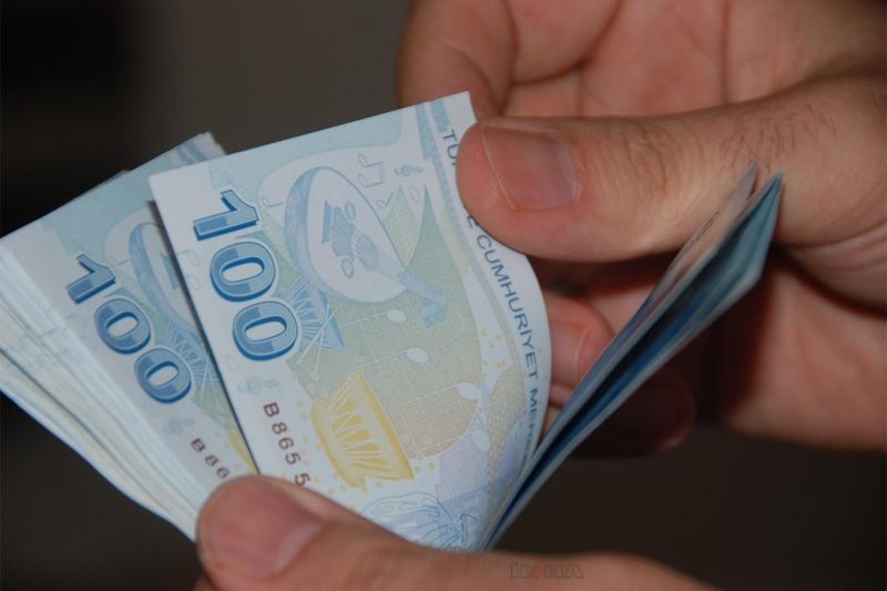 Memur ve Emeklinin Zam Oranı Bugün Netleşiyor