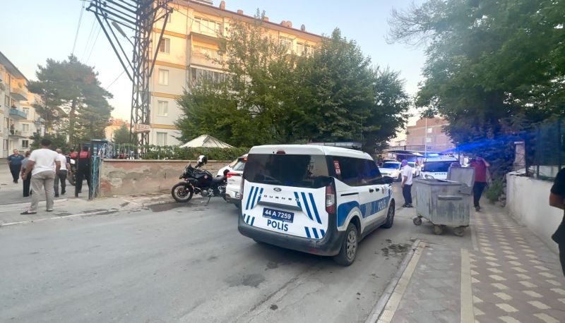 Malatya’da Akraba Kavgası: Polis Havaya Ateş Açtı, Mahalle Savaş Alanına Döndü