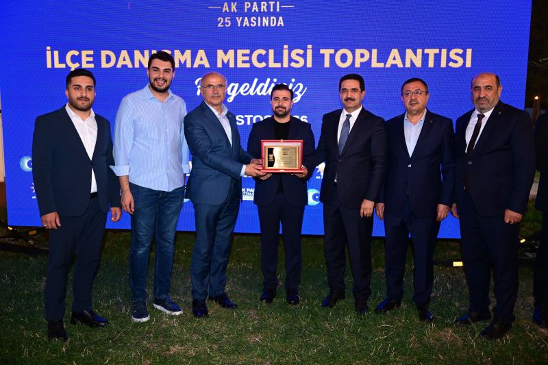 AK Parti Battalgazi Teşkilatı 25. Kuruluş Yılını Vefa Buluşmasıyla Kutladı