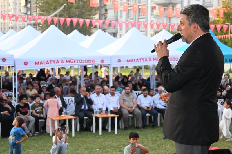 Malatya’da Yaz Kur’an Kurslarına Görkemli Final