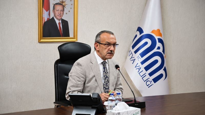 Malatya’da Üniversite Hazırlığı: Vali Yavuz’dan Kurumlara Erken Tedbir Çağrısı