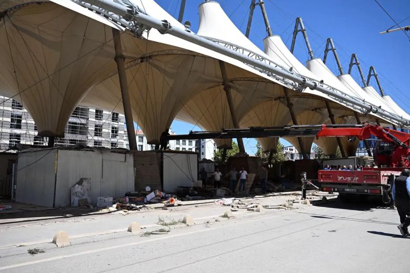 Başkan Er: Malatya'da Konteynerler Kalkacak