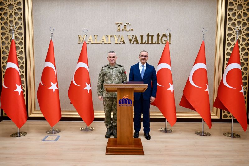2’nci Ordu Komutanı Korgeneral Yaralı'dan Vali Yavuz’a İlk Ziyaret
