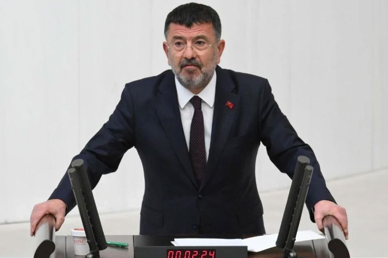 Milletvekili Ağbaba Pazar Ziyaretinde Fenalaştı, Hastaneye Kaldırıldı