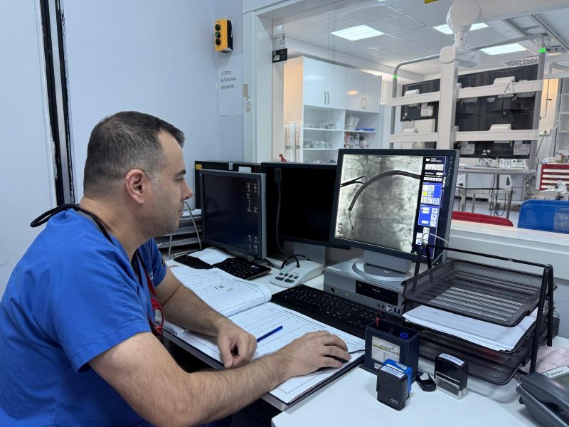 Kalbin Sessiz Tehlikesi: Hayat Kurtaran Kalp Pilleri