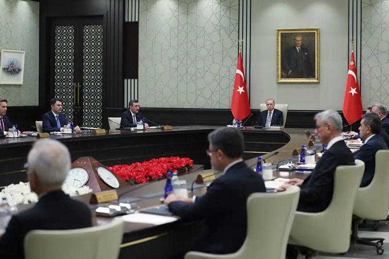 Kabine Yarın Toplanacak: Gündemde Fon Soruşturması ve Güvenlik Başlıkları Var