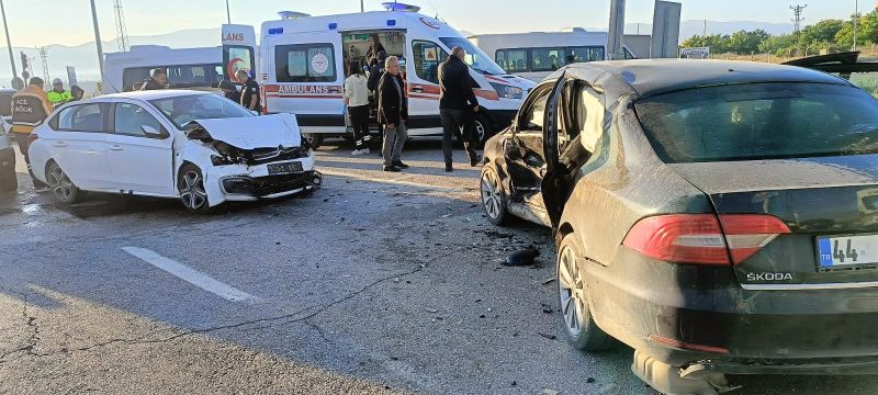 Malatya-Kayseri Yolunda Trafik Kazası: 6 Yaralı