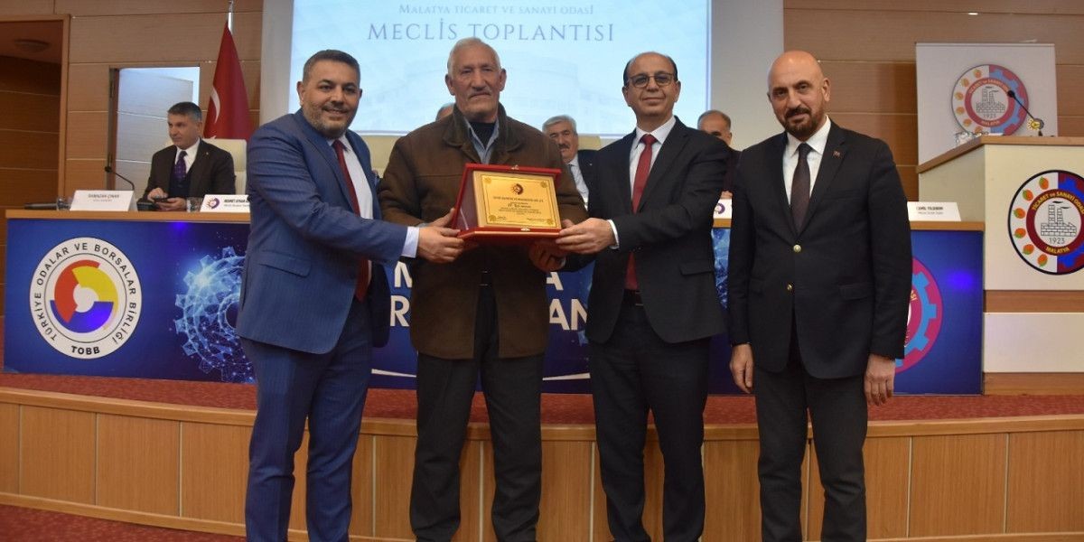 Sadıkoğlu: “Yerinde dönüşüm hızlanmalı”