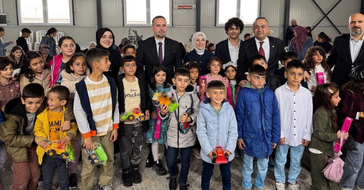 MAGİNDER’den Samanköy Konteyner Kentte Bayram Sevinci