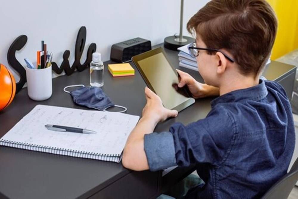 Yapay zekâ ile ödev yapmak çocuklara ne kazandırıyor, ne kaybettiriyor?