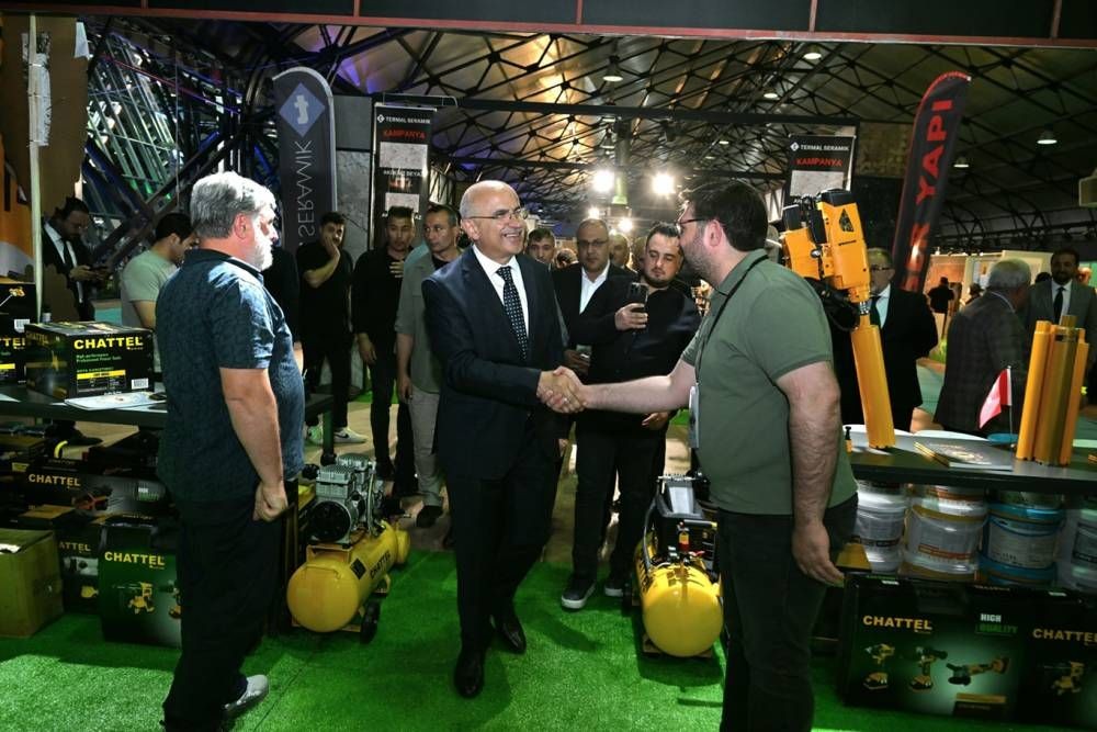Başkan Er: Fuarlar bölgemizin kalkınması için büyük önem arz ediyor
