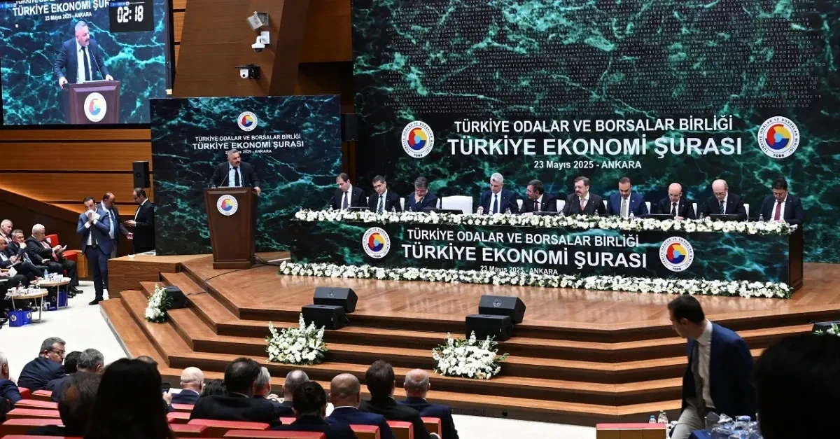 Başkan Sadıkoğlu, Malatya’nın sorunlarını Cumhurbaşkanı Yardımcısı’na ve Bakanlara aktardı