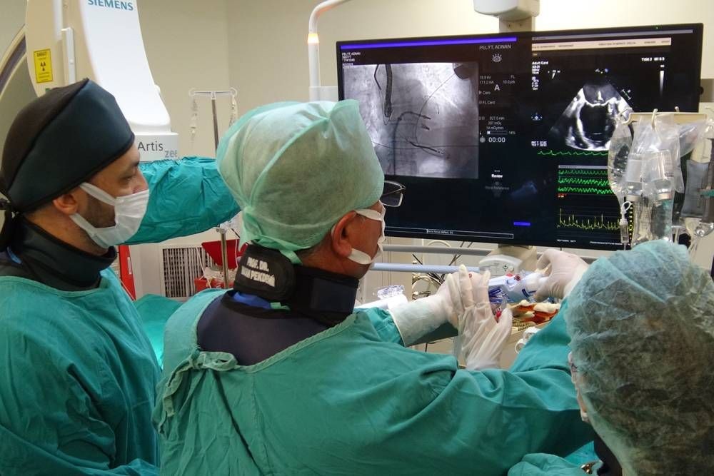 Bölgede bir ilk: Kapalı yöntemle kalp kapaklarında "Mandallama" tekniği Malatya'da yapıldı