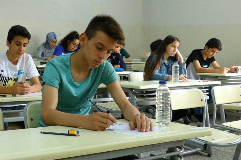 LGS'ye 1 milyonun üzerinde öğrenci başvuru yaptı