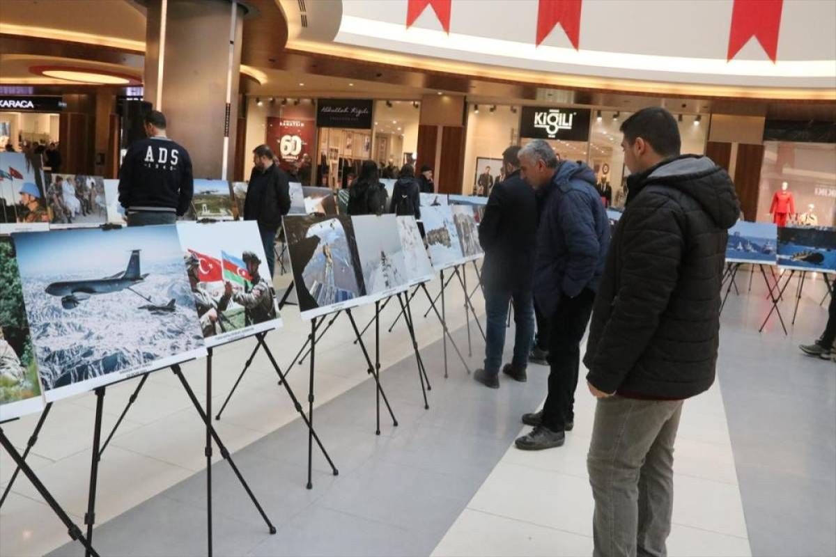 "1923'ten Günümüze Türk Silahlı Kuvvetleri" Fotoğraf Sergisi Açıldı