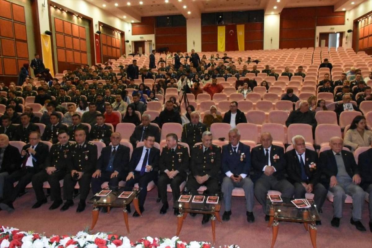 Malatya'da şehitler için anma programı düzenlendi