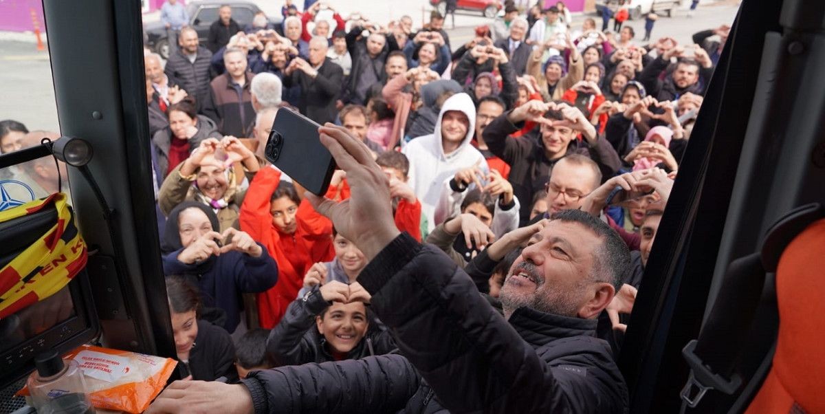 Ağbaba: “Herkesin yüzünün güldüğü bir kent olacak”