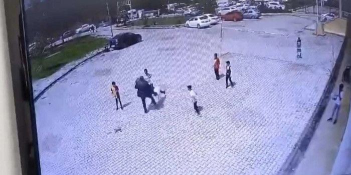 23 Nisan kutlamalarında öğrenciye tekme atan şüpheli yakalandı