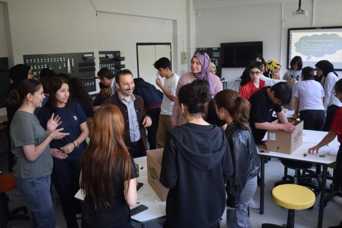 İnönü Üniversitesinde Bilim Şenliği düzenledi