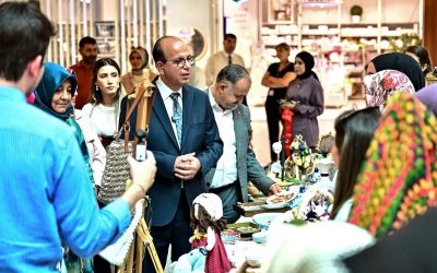 Kadınların El Emeği Göz Nuru Eserleri ‘Kurs Merkezleri-Yılsonu’ Sergisinde Beğeniye Sunuldu