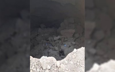 Malatya'da yol yapım çalışması esnasında göçük: İş makinası toprak altında kaldı