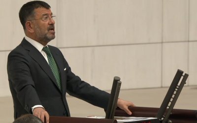 Borçlar Ertelenmezse Binlerce Çiftçi İcralık Olacak