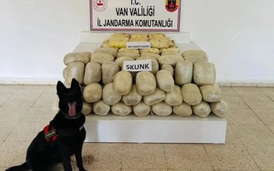Van'da 106 kilogram uyuşturucu ele geçirildi
