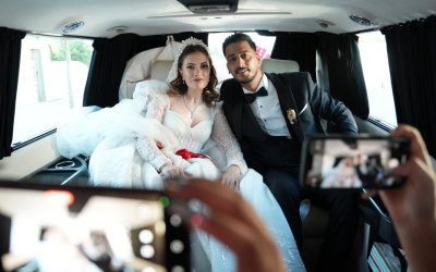 Genç Çifte Başkan Jest’i: Makam Aracı Gelin Arabası Oldu