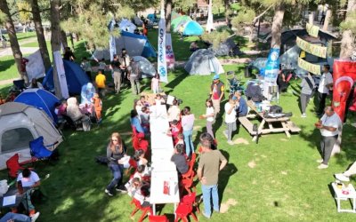 Yeşilyurt Belediyesi’nin Aile Çadır Kampı Keyifli Anlara Sahne Oldu